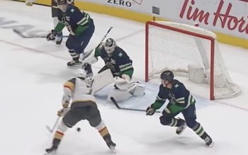 Canucks, Pettersson, Singing a Familiar Sad Tune