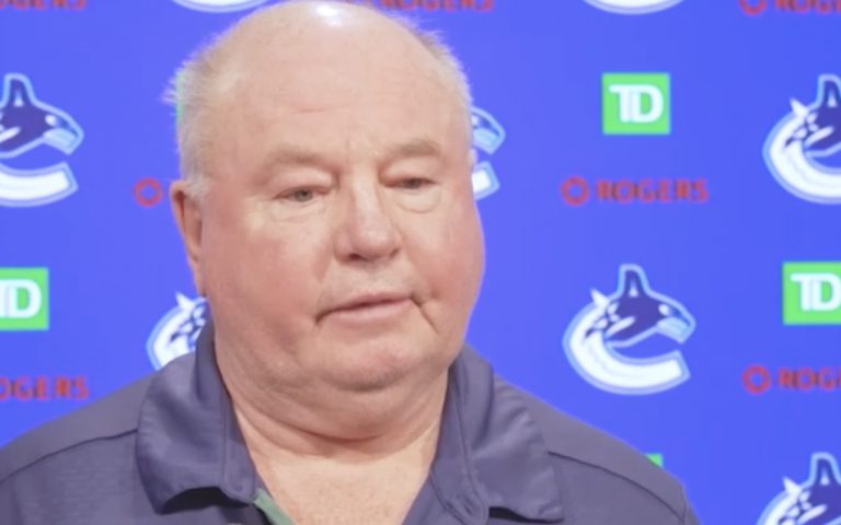 Read more about the article Canucks NHL AM Skate: Game On!, ‘Suck at Hockey’