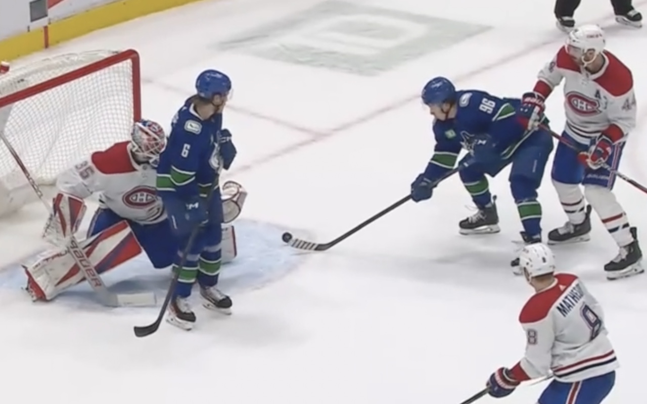 Vancouver Canucks, Andrei Kuzmenko