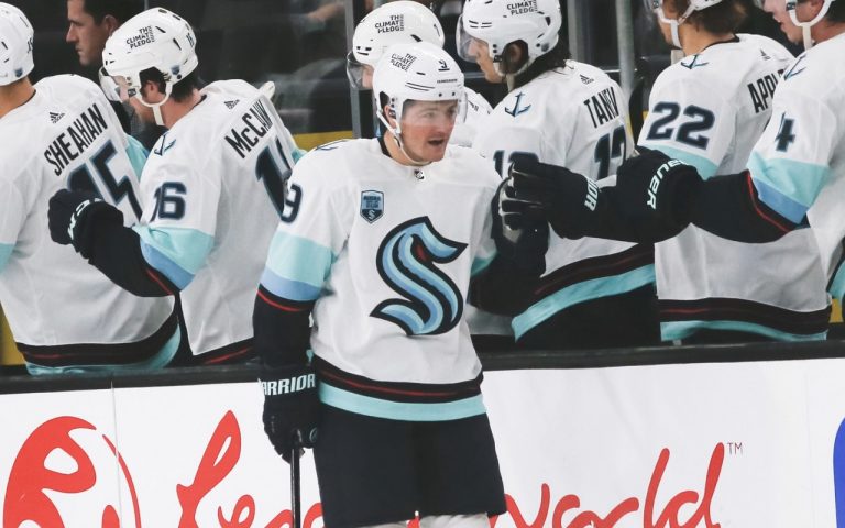 Read more about the article Canucks Blow Lead, Preseason Game to Kraken