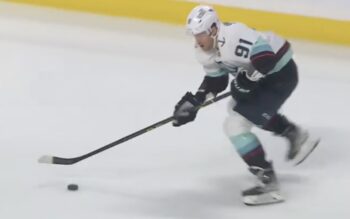 Seattle Kraken Storm to Win, 8-4 Over Sen’s