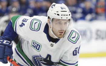 Canucks Daily: Lockwood Back, Barzal Hurt, ‘The Motter’