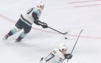 Seattle Kraken Win A Biggee, 4-3 Over The Flyers