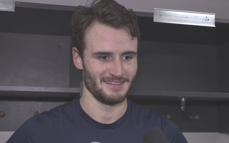 Read more about the article Kraken Goalie Joey Daccord Sets Save Record In OT Loss