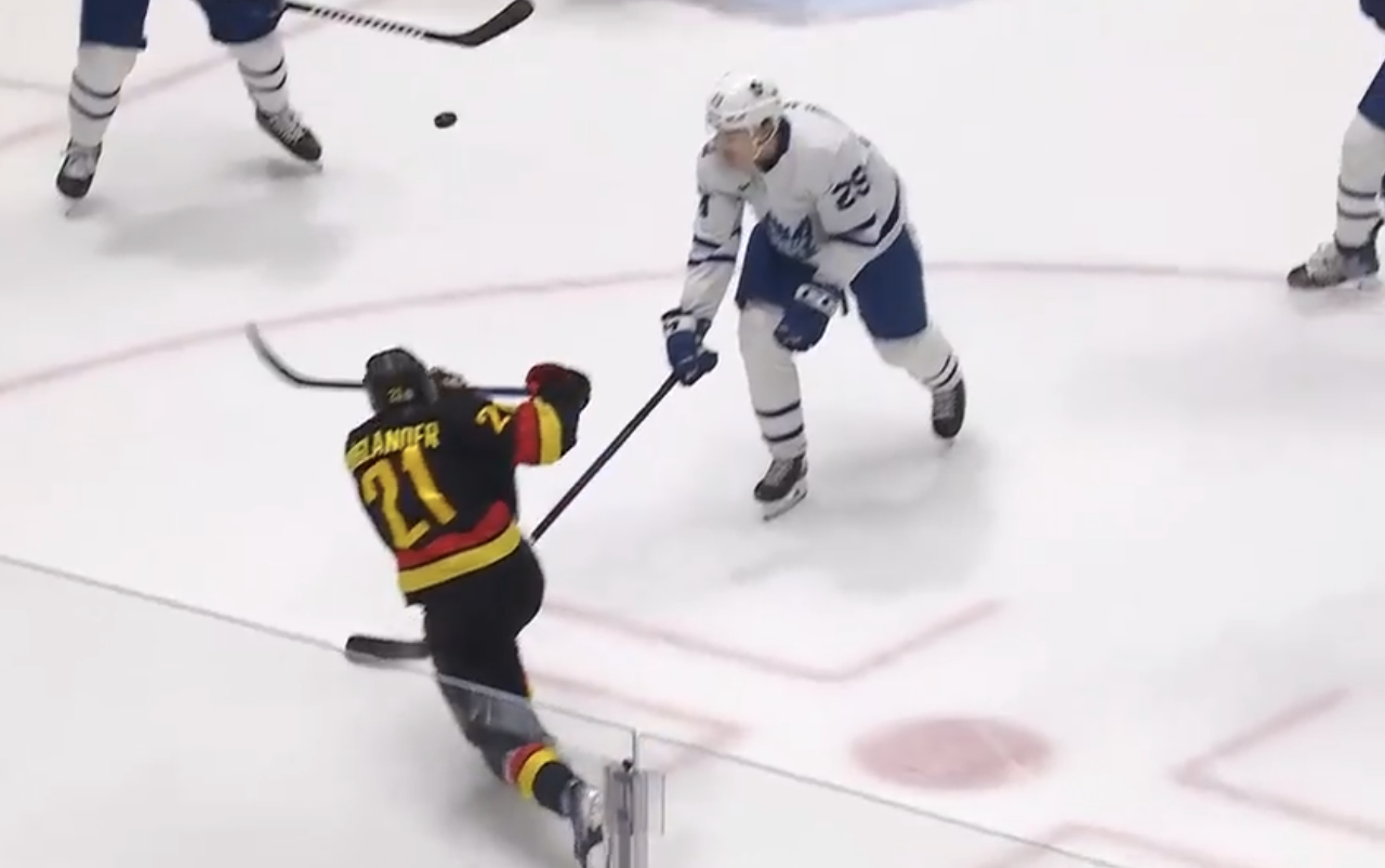 Canucks, Nils Höglander