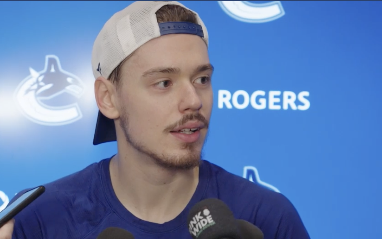 Canucks, Arturs Silovs