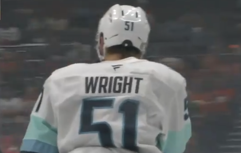 Read more about the article Kraken Win 3-2: Question Mark Shane Wright Scores