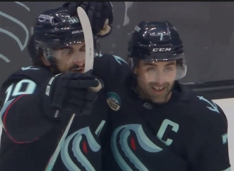 Kraken Rip Sloppy Maple Leafs 5-2