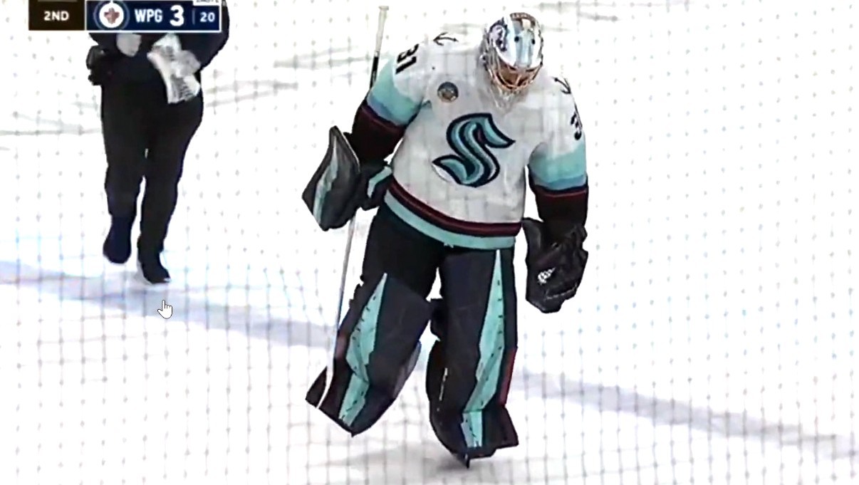 Kraken, Philipp Grubauer